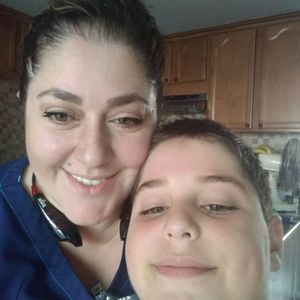 Meet your Posher, Ana